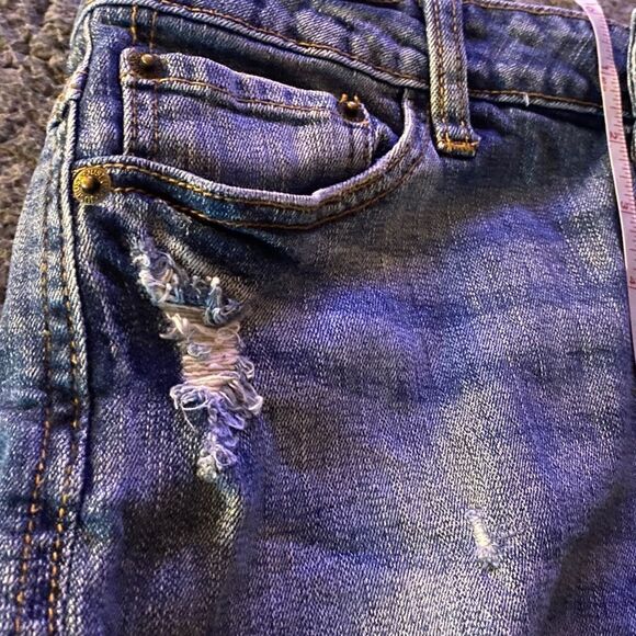 JUST USA Jean Shorts Size Large Distressed - Picture 7 of 12